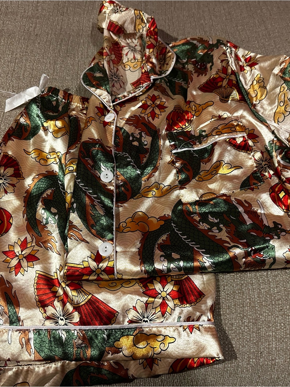 Women’s silk dragon pajamas